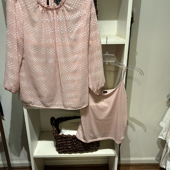 Liz Claiborne long sleeve pale pink blouse & shell size medium - Picture 3 of 16